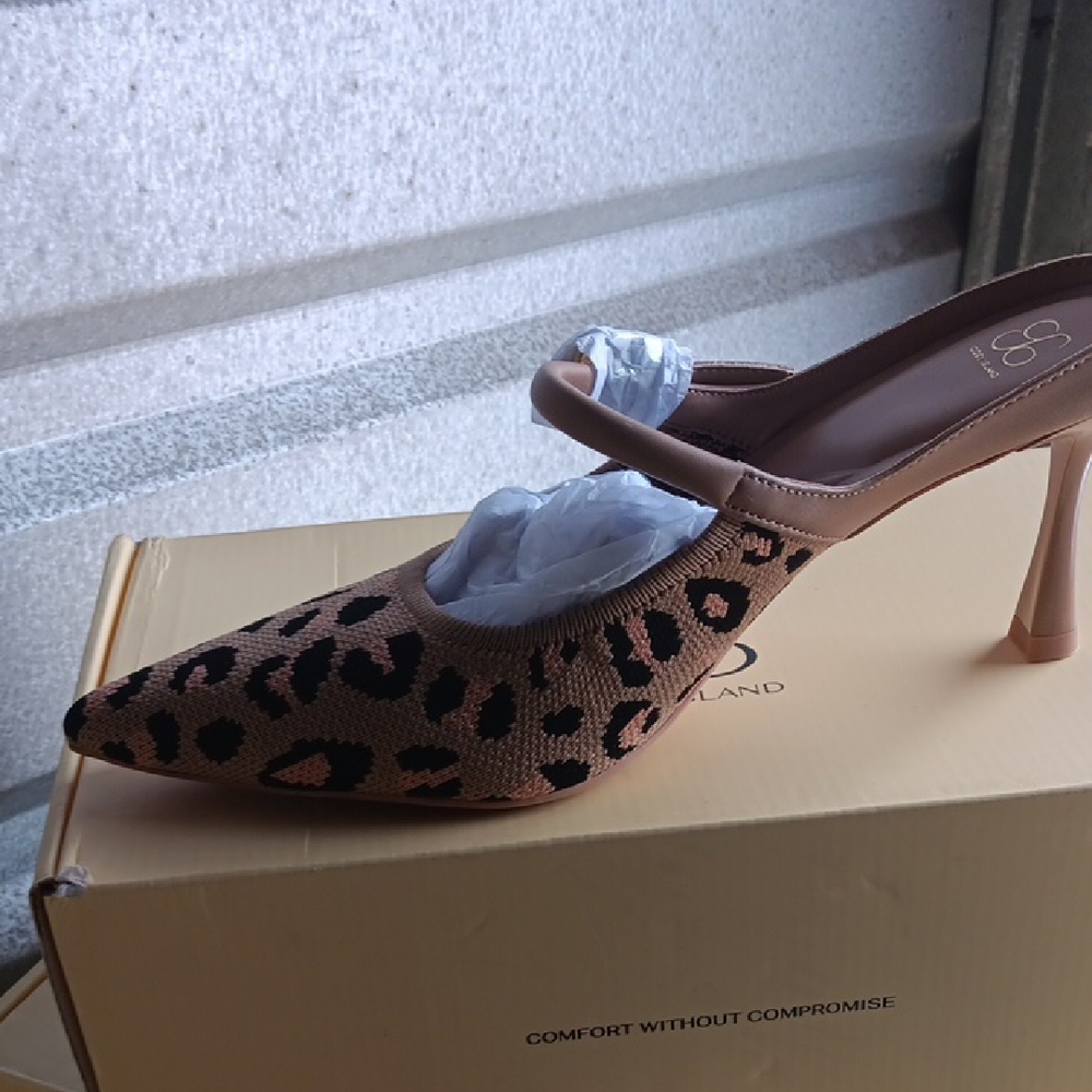 Stylish Leopard Print Heels